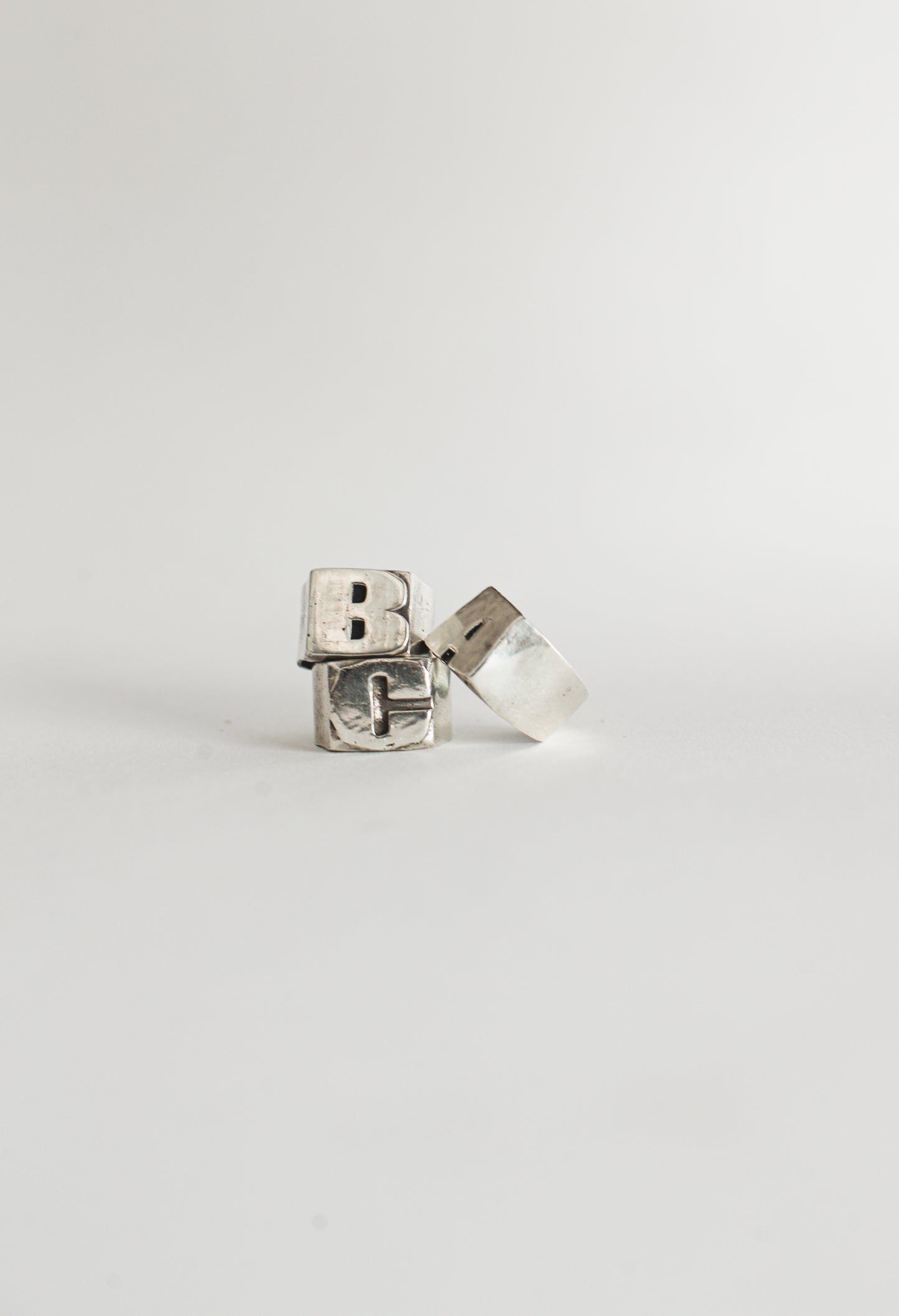Knuckle Letters